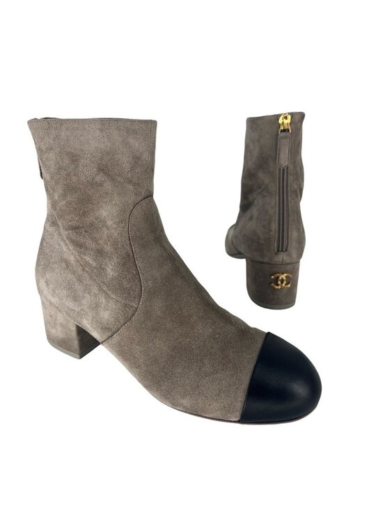 CHANEL Shoes - Chanel 2024 Cap Toe Interlocking‎ CC Logo Suede Boots